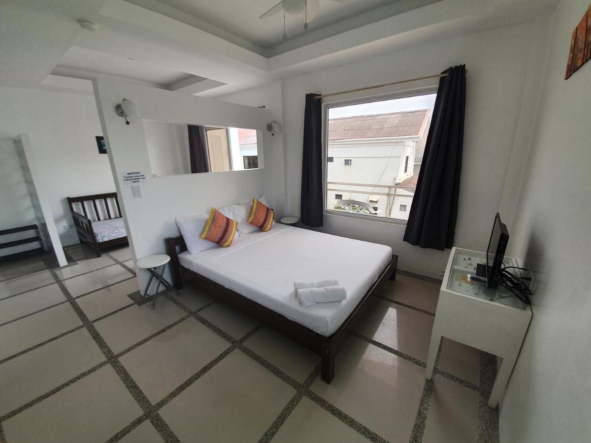 คลับโบราเคย์ อพาร์เตลล่า Hotel Balabag  ภายนอก รูปภาพ