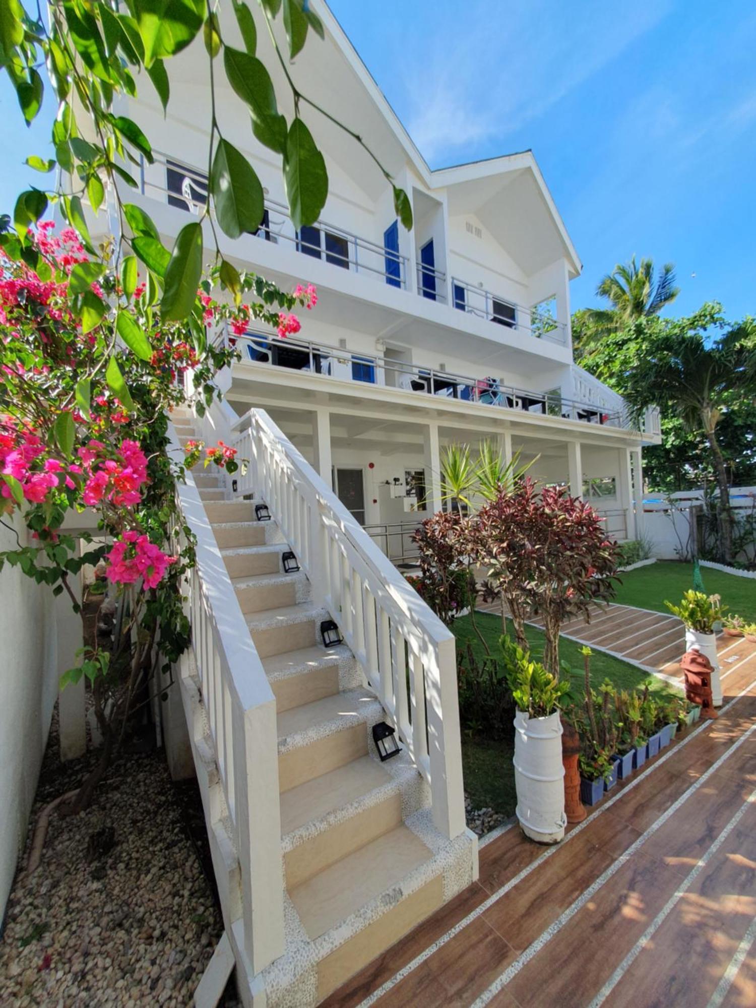 คลับโบราเคย์ อพาร์เตลล่า Hotel Balabag  ภายนอก รูปภาพ