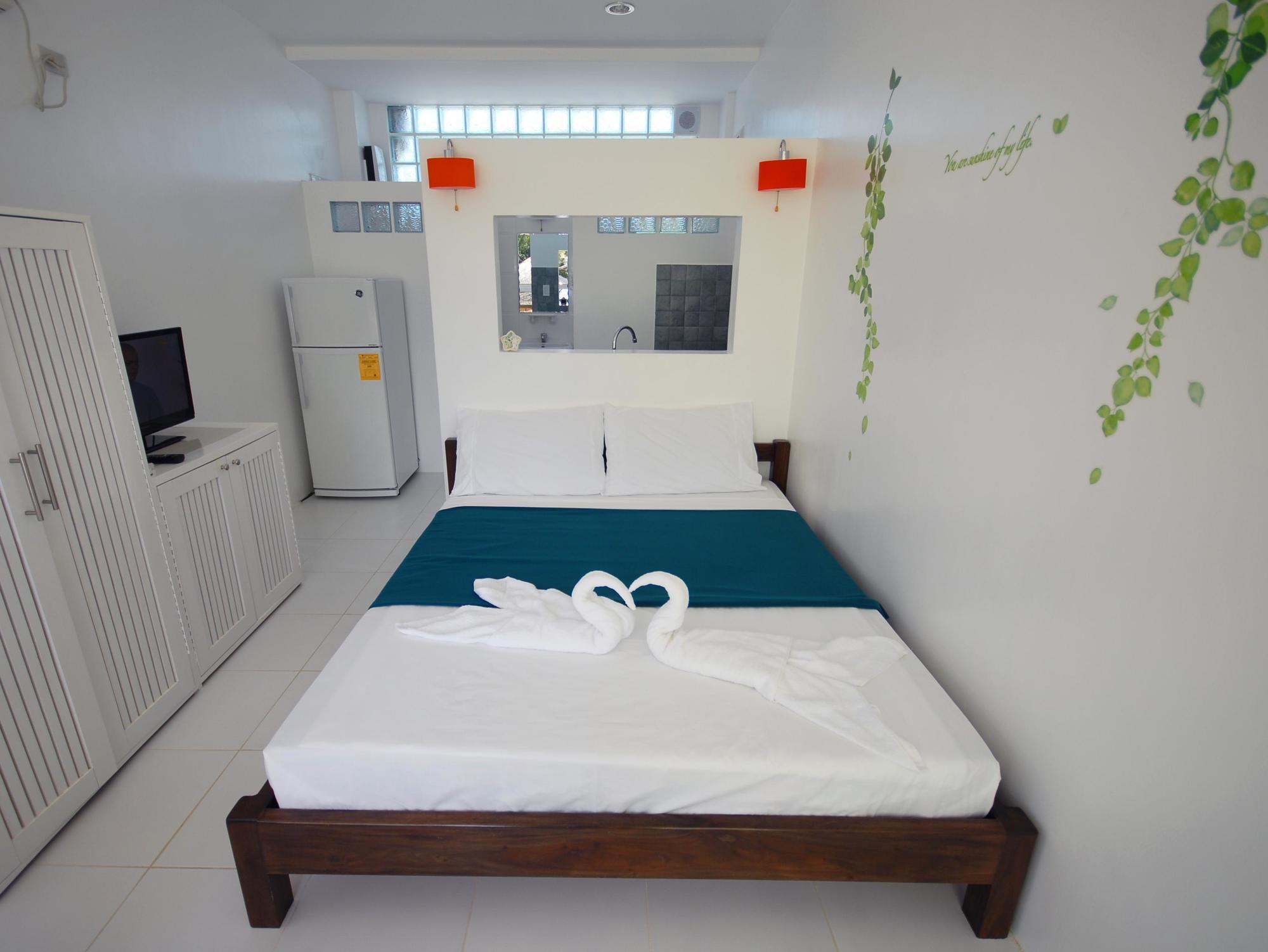 คลับโบราเคย์ อพาร์เตลล่า Hotel Balabag  ภายนอก รูปภาพ